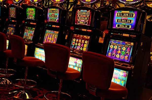 gwk slot platform interface showing games and markets